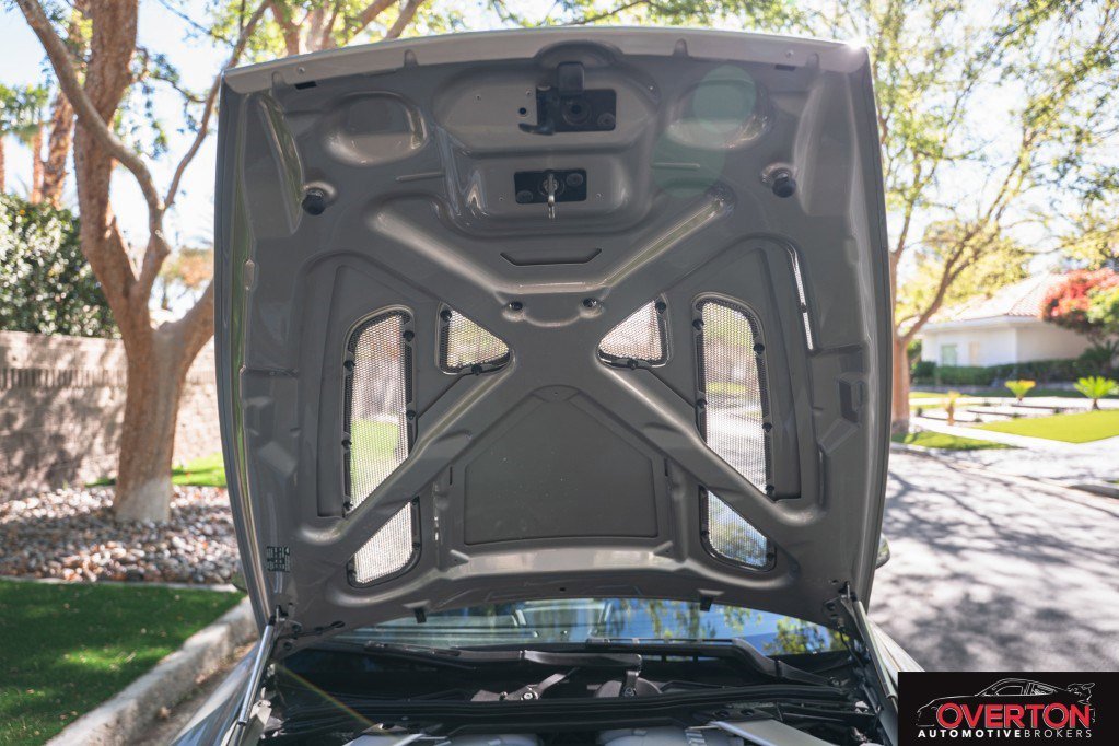 Used 2017 Aston Martin V12 Vantage S image 44