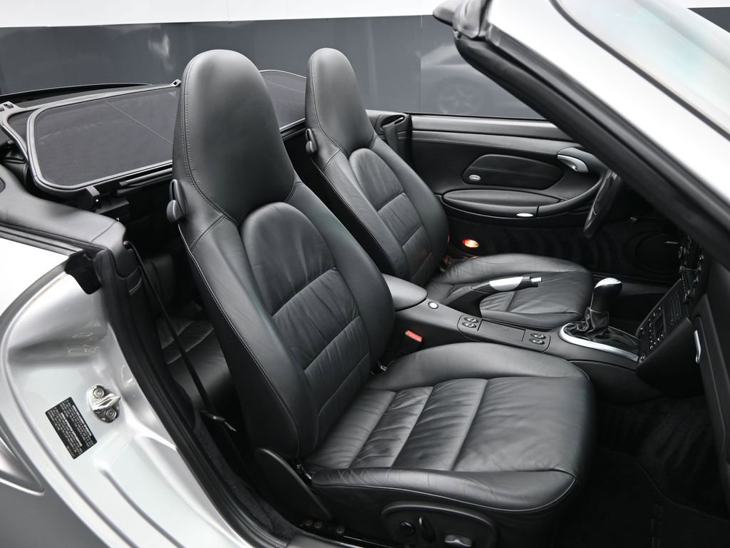 Used 2004 Porsche 911 Turbo image 29