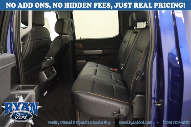 New 2026 Ford F250 Lariat w/ Black Appearance Package image 8