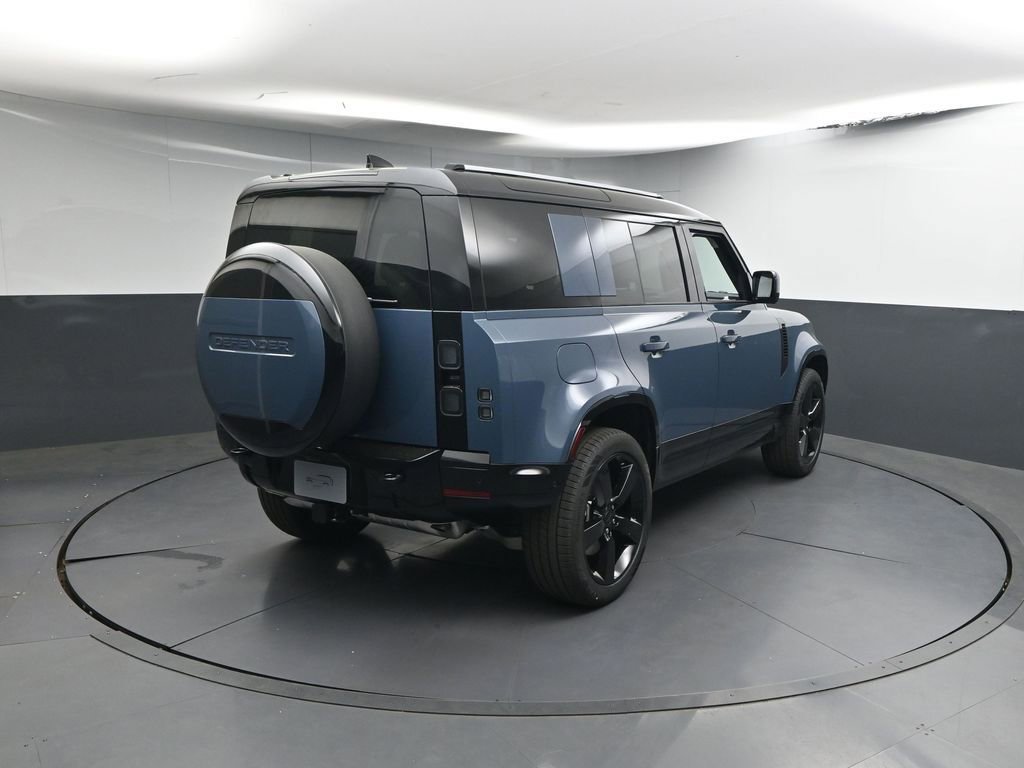 New 2026 Land Rover Defender 110 X-Dynamic SE AWD/4WD image 22