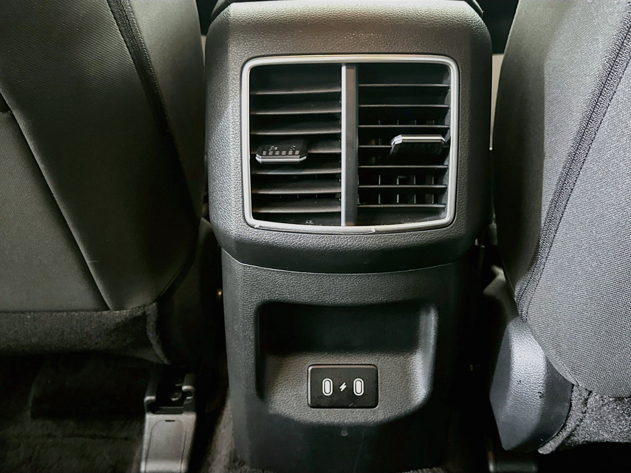 Used 2026 Kia Sportage LX FWD image 27
