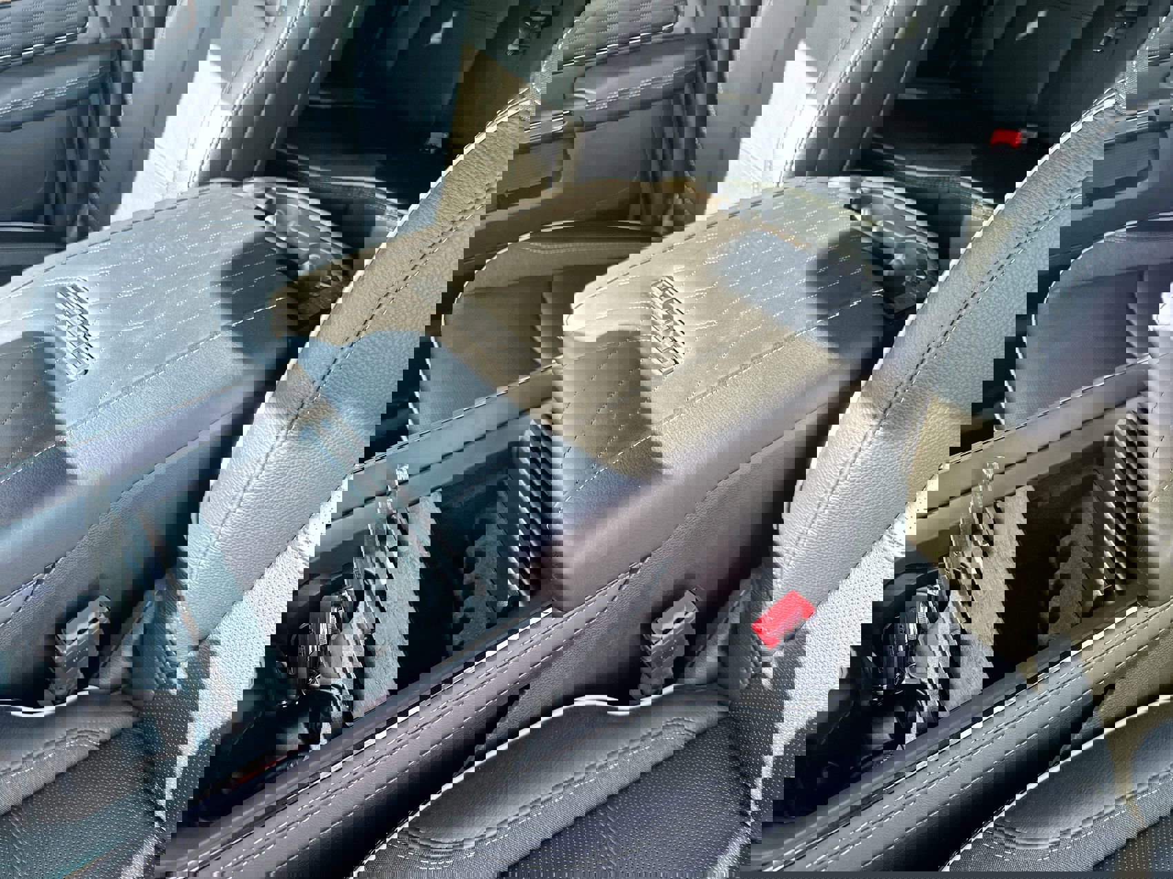 Used 2025 RAM 2500 Limited image 21