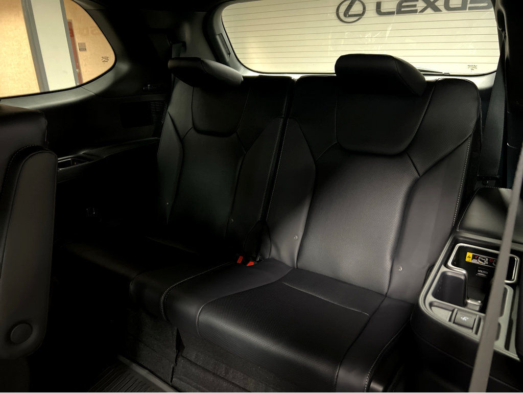 New 2026 Lexus TX 500h AWD w/ Technology Package image 42
