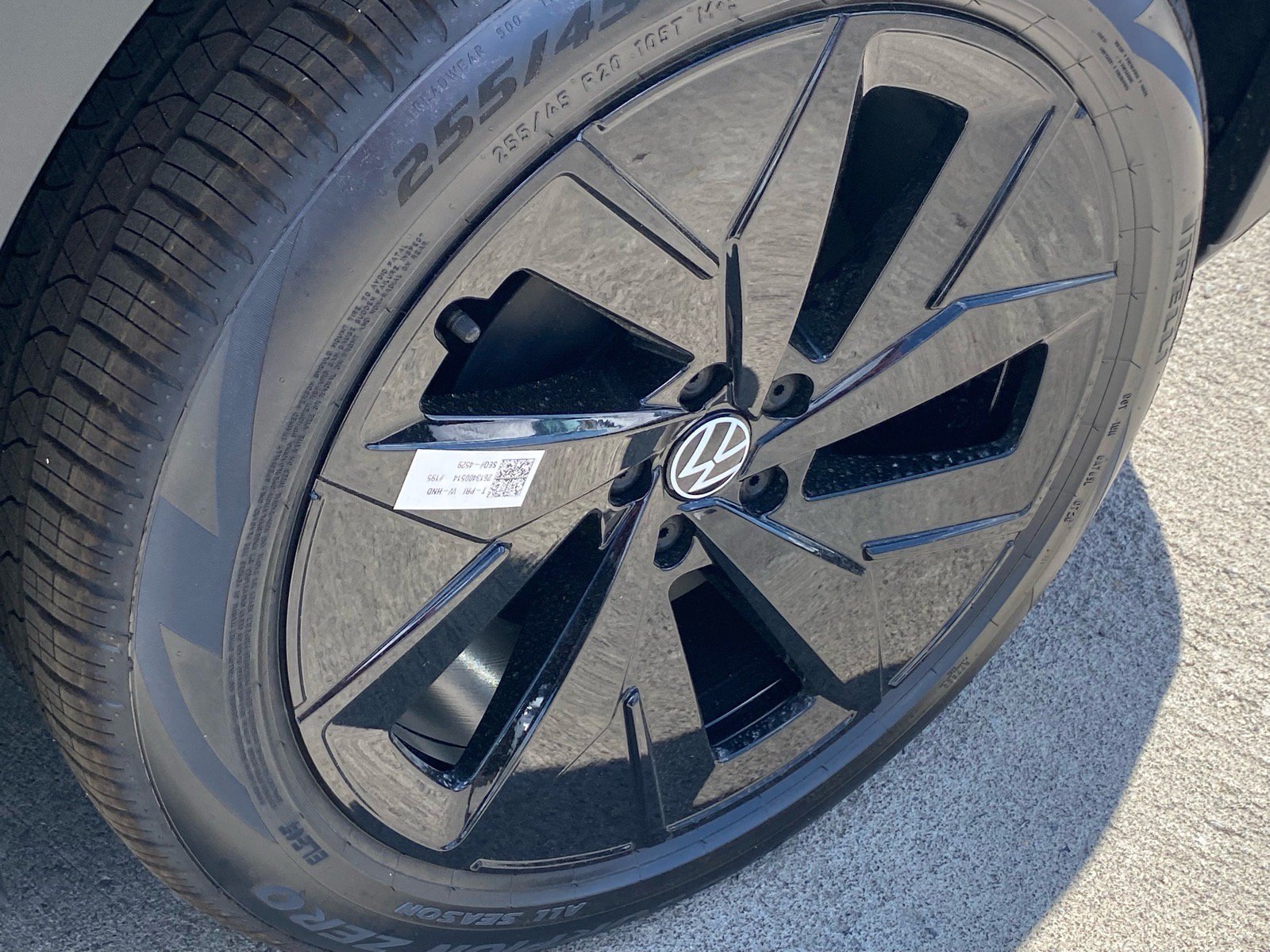 New 2026 Volkswagen ID.4 Pro S AWD/4WD image 12