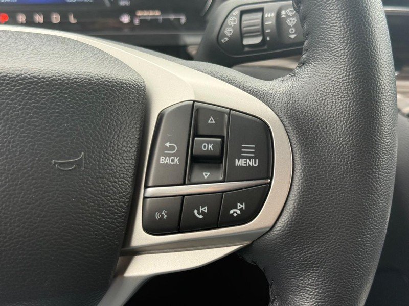 Certified 2023 Ford Explorer Limited w/ Equipment Group 301A AWD/4WD image 21