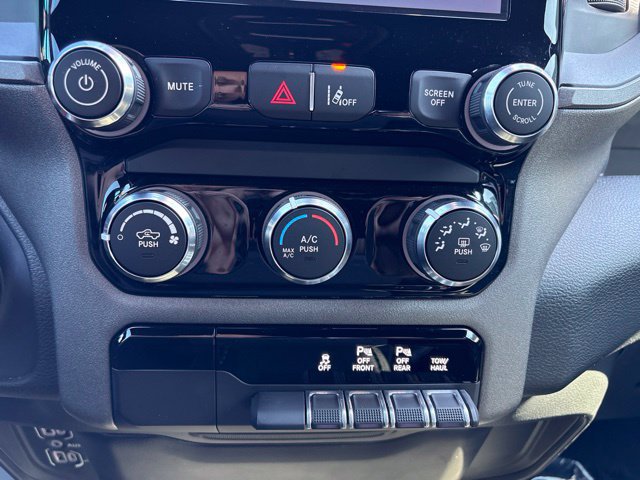 Used 2025 RAM 1500 Tradesman w/ Night Edition AWD/4WD image 30
