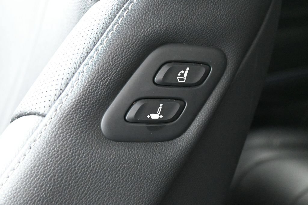Used 2024 Genesis GV80 2.5T AWD/4WD image 13