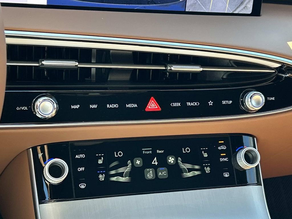 New 2026 Genesis GV70 2.5T Advanced image 35