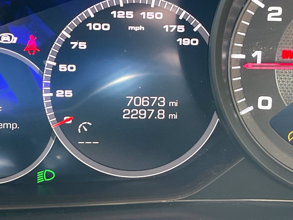 Used 2017 Porsche Panamera 4 AWD/4WD image 22