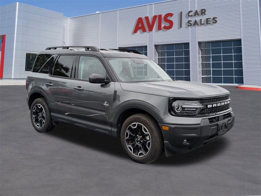 Used 2025 Ford Bronco Sport Outer Banks image 9
