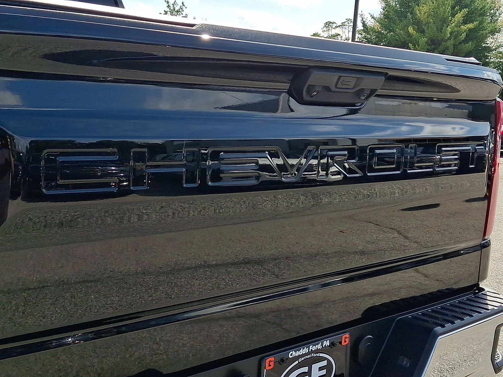 Used 2024 Chevrolet Silverado 1500 LT AWD/4WD image 31