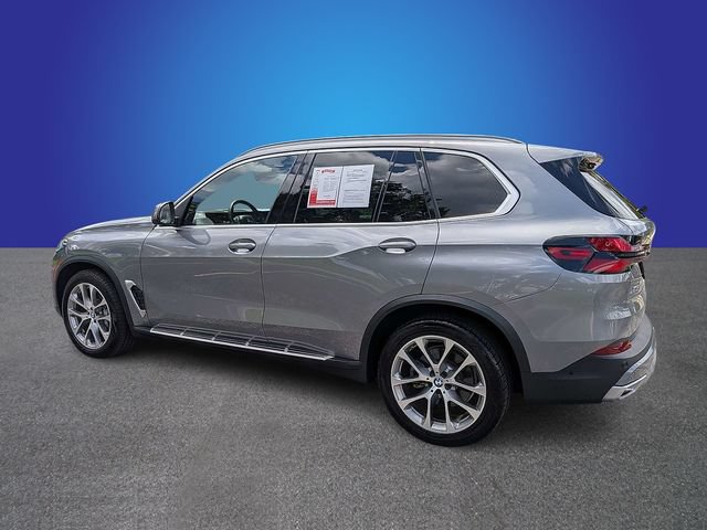 Used 2025 BMW X5 xDrive40i w/ Climate Comfort Package AWD/4WD image 3