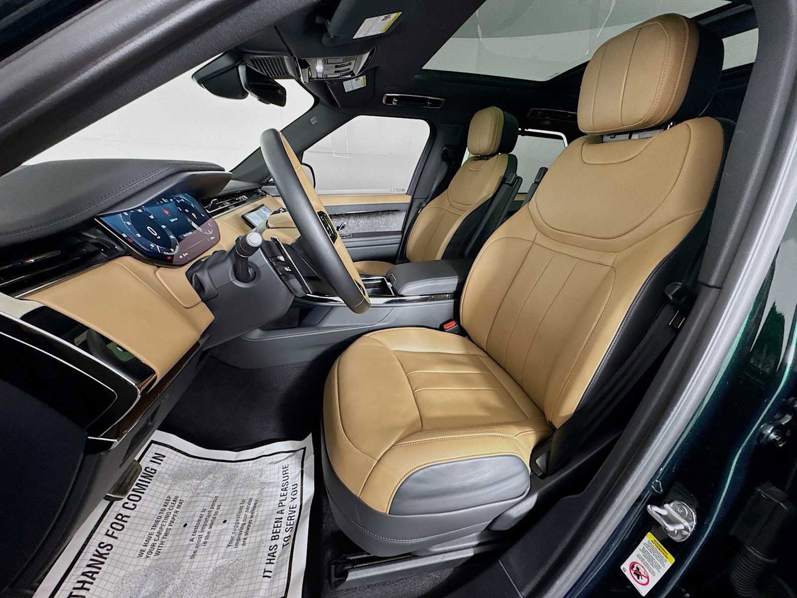 Used 2025 Land Rover Range Rover Sport Dynamic SE image 11