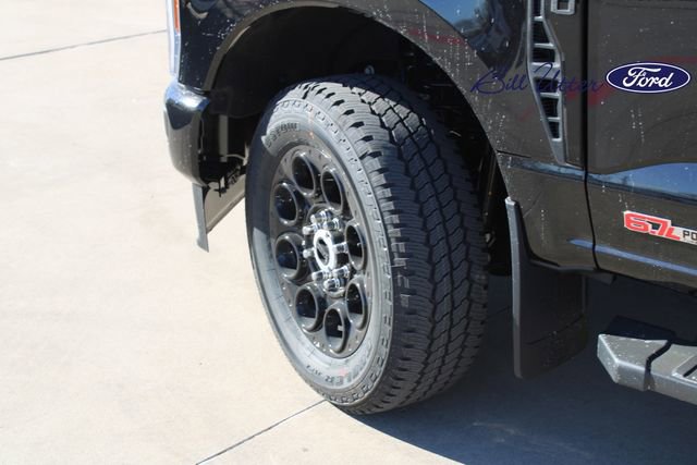New 2026 Ford F250 Lariat w/ Black Appearance Package image 5
