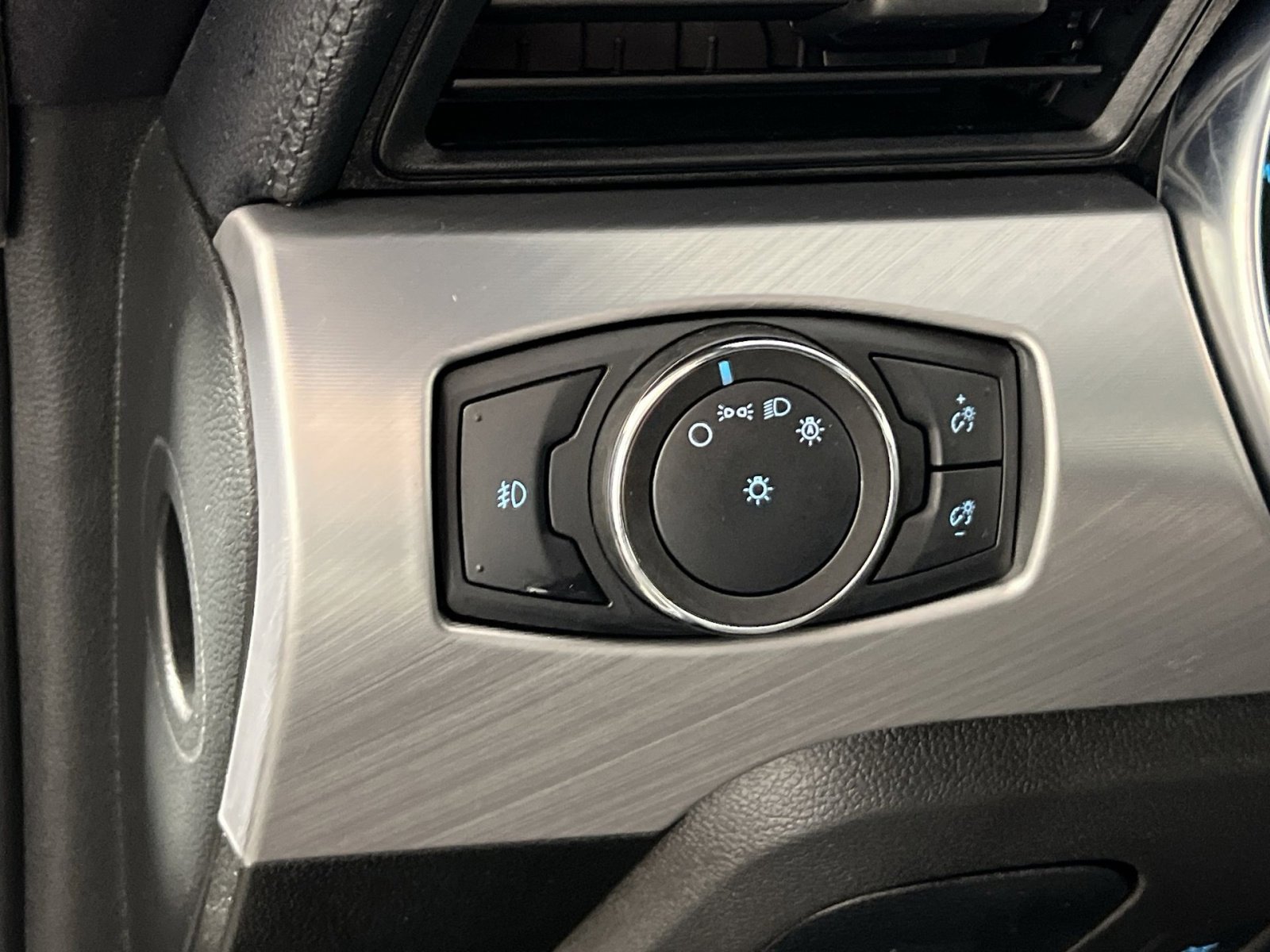 Used 2022 Ford Mustang GT Premium image 30