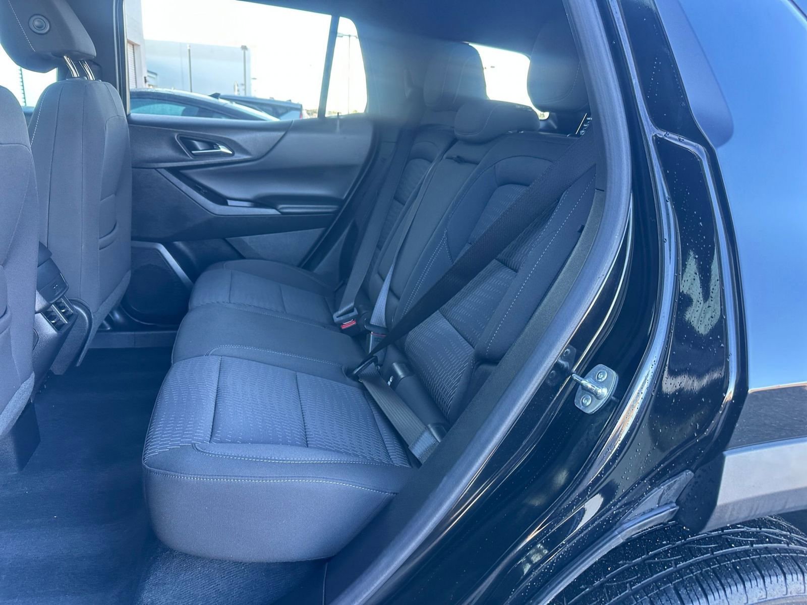 Used 2025 Chevrolet Equinox LT image 37