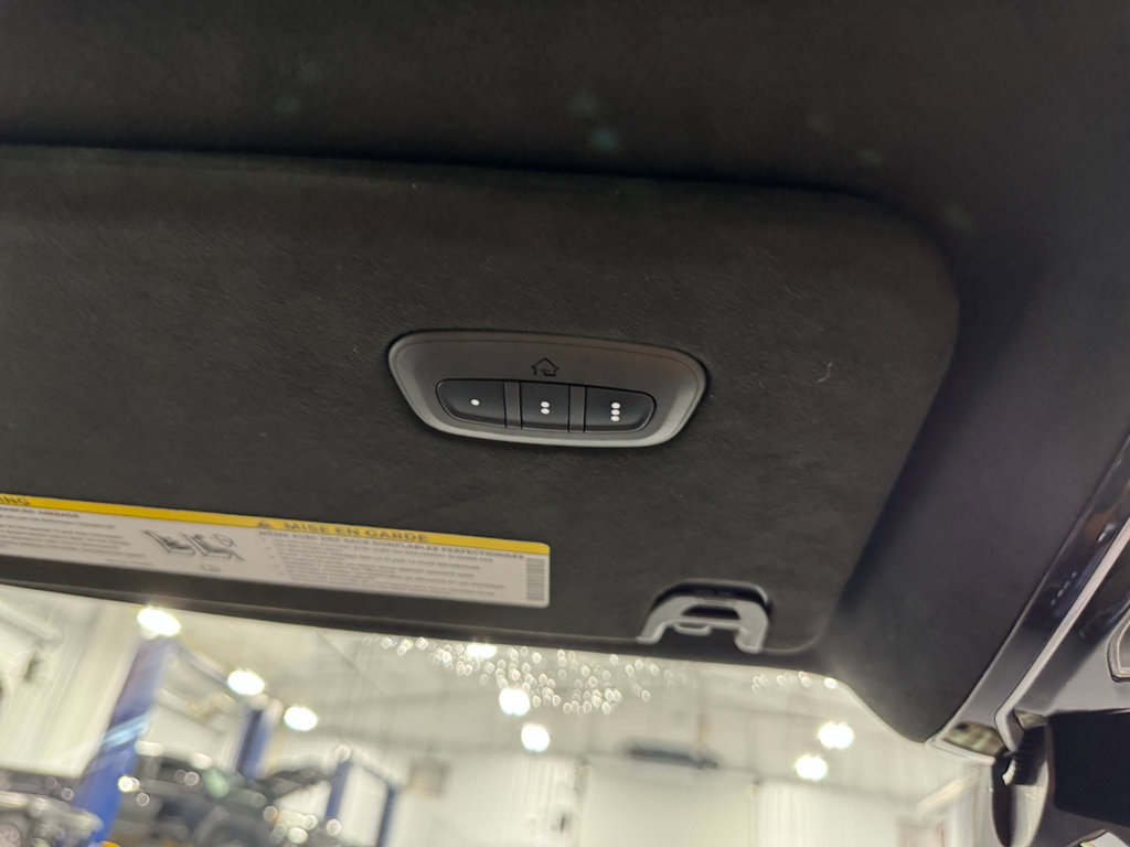 Used 2022 Jeep Grand Wagoneer Series III w/ Rear Seat Video Group 1 image 52