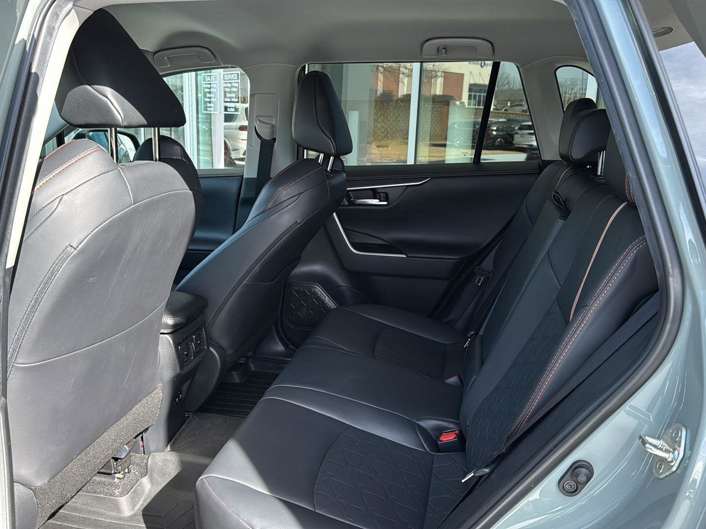 Used 2020 Toyota RAV4 Adventure image 9