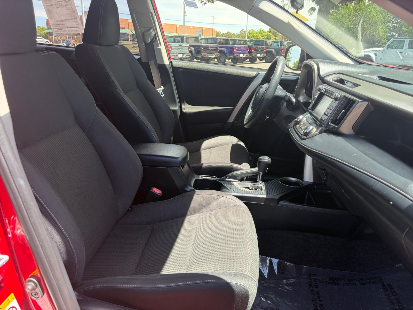 Used 2014 Toyota RAV4 XLE AWD/4WD image 25
