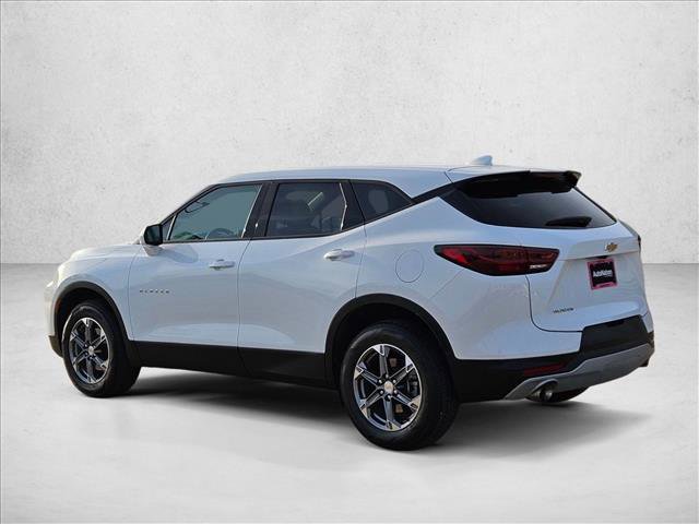 Used 2025 Chevrolet Blazer LT FWD image 8