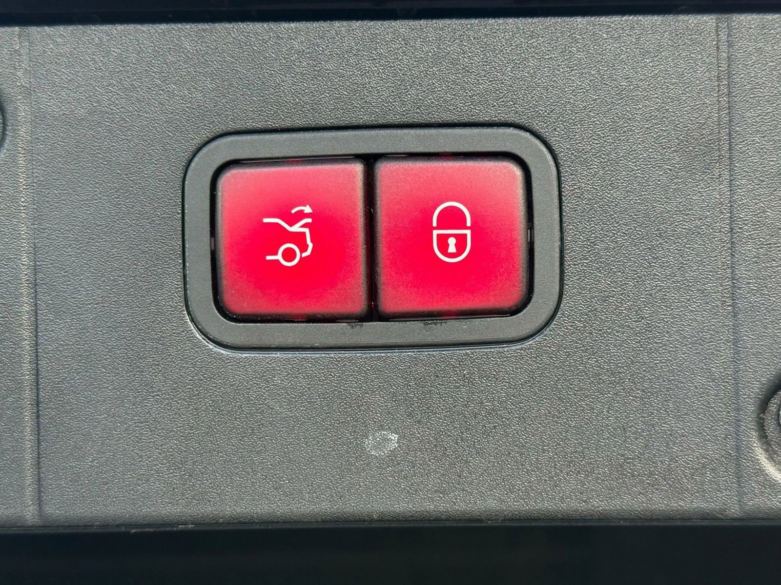 Used 2009 Mercedes-Benz S 550 4MATIC image 10