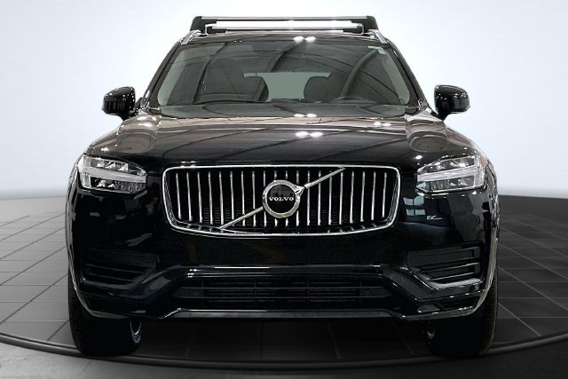 Used 2020 Volvo XC90 T8 Momentum w/ Protection Package Premier AWD/4WD image 3