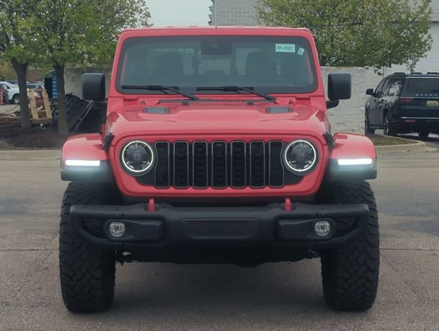 Used 2025 Jeep Gladiator Rubicon AWD/4WD image 8