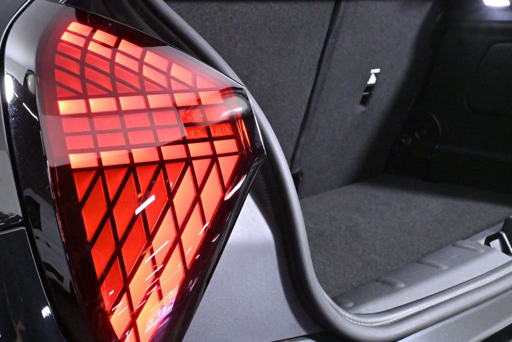 Certified 2025 MINI Cooper S image 34