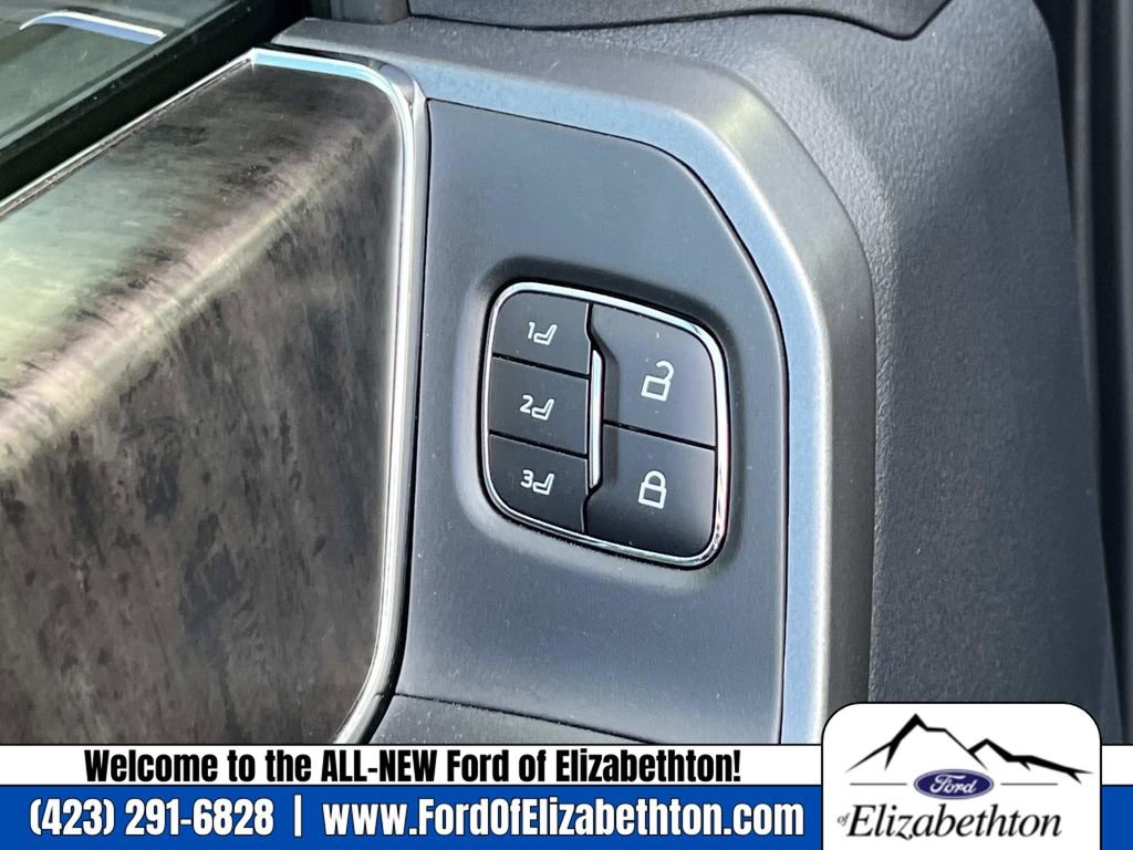 New 2025 Ford F350 Lariat w/ Lariat Ultimate Package image 21