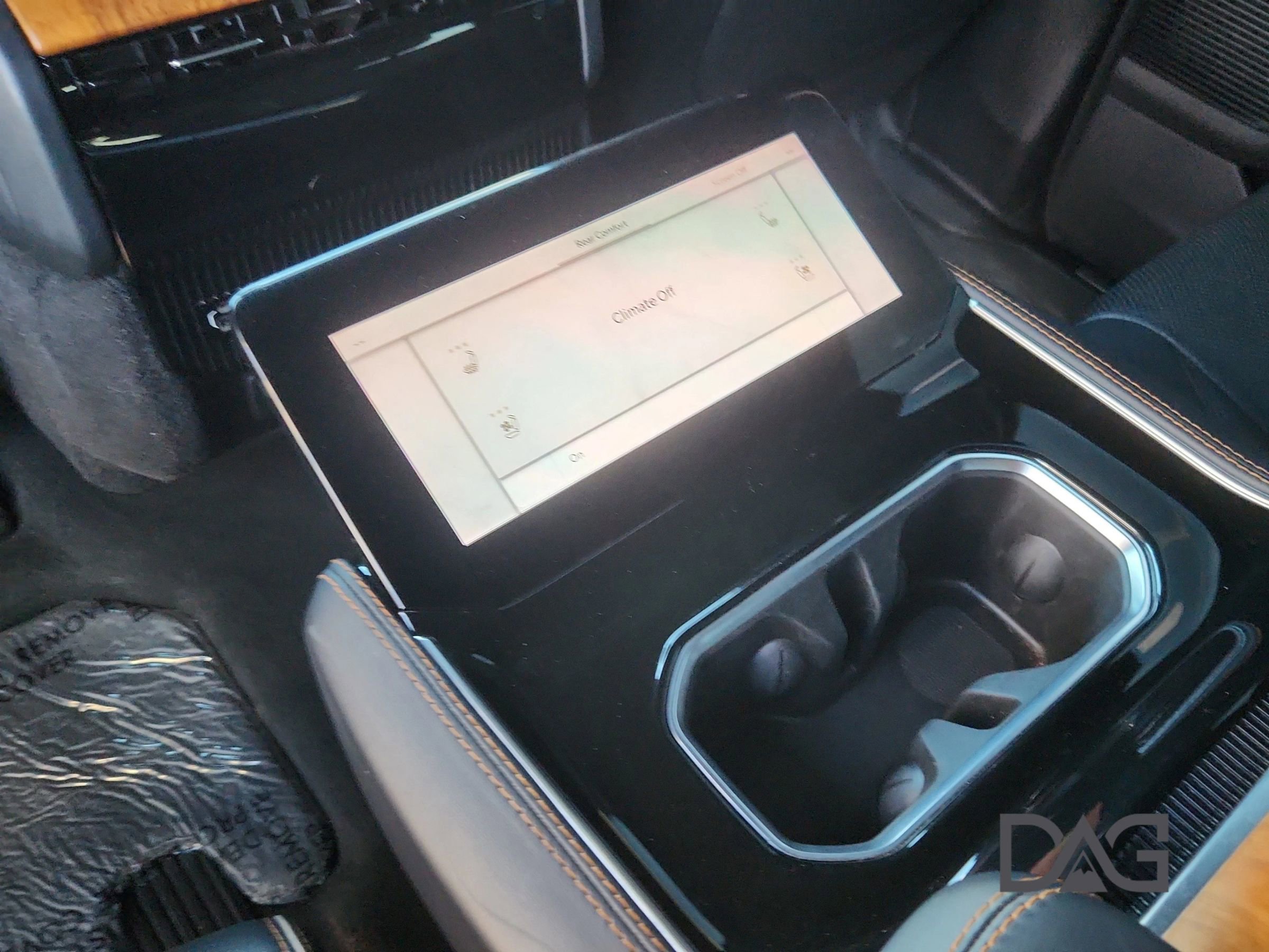 Used 2024 Jeep Grand Wagoneer L Series III image 18