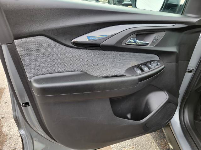 Used 2023 Chevrolet TrailBlazer LT FWD image 6