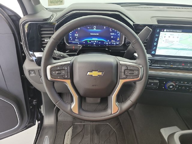 Used 2025 Chevrolet Silverado 1500 LT RWD image 20