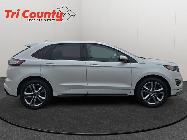 Used 2016 Ford Edge Sport w/ Technology Package AWD/4WD image 9