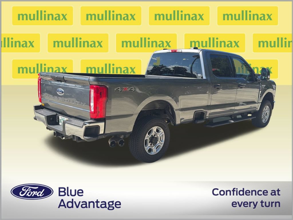 Used 2025 Ford F350 XLT AWD/4WD image 4