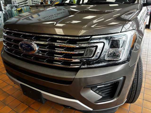 Used 2019 Ford Expedition Max XLT image 9