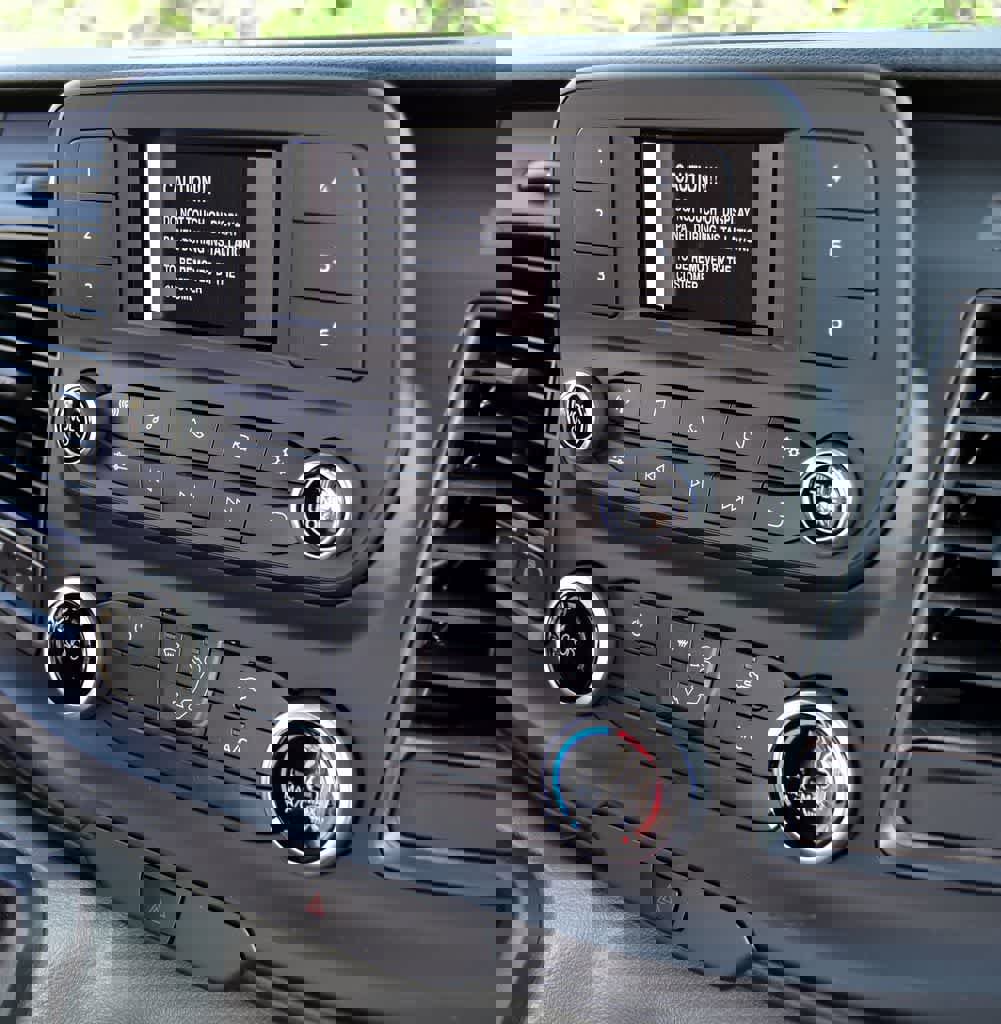 New 2025 Ford Transit 250 148 Medium Roof image 29