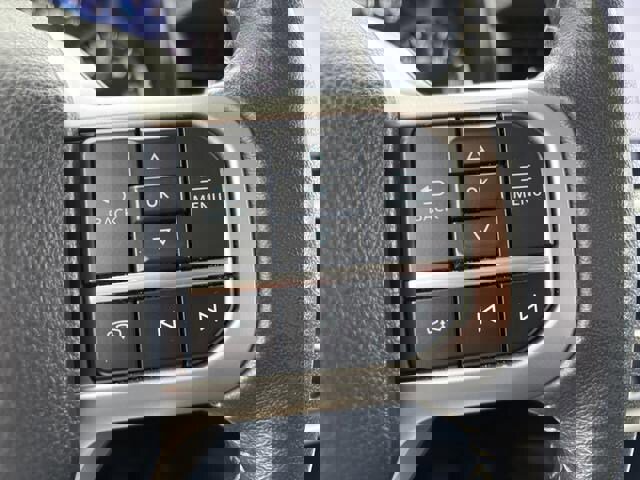 Used 2024 Ford Expedition XLT image 21