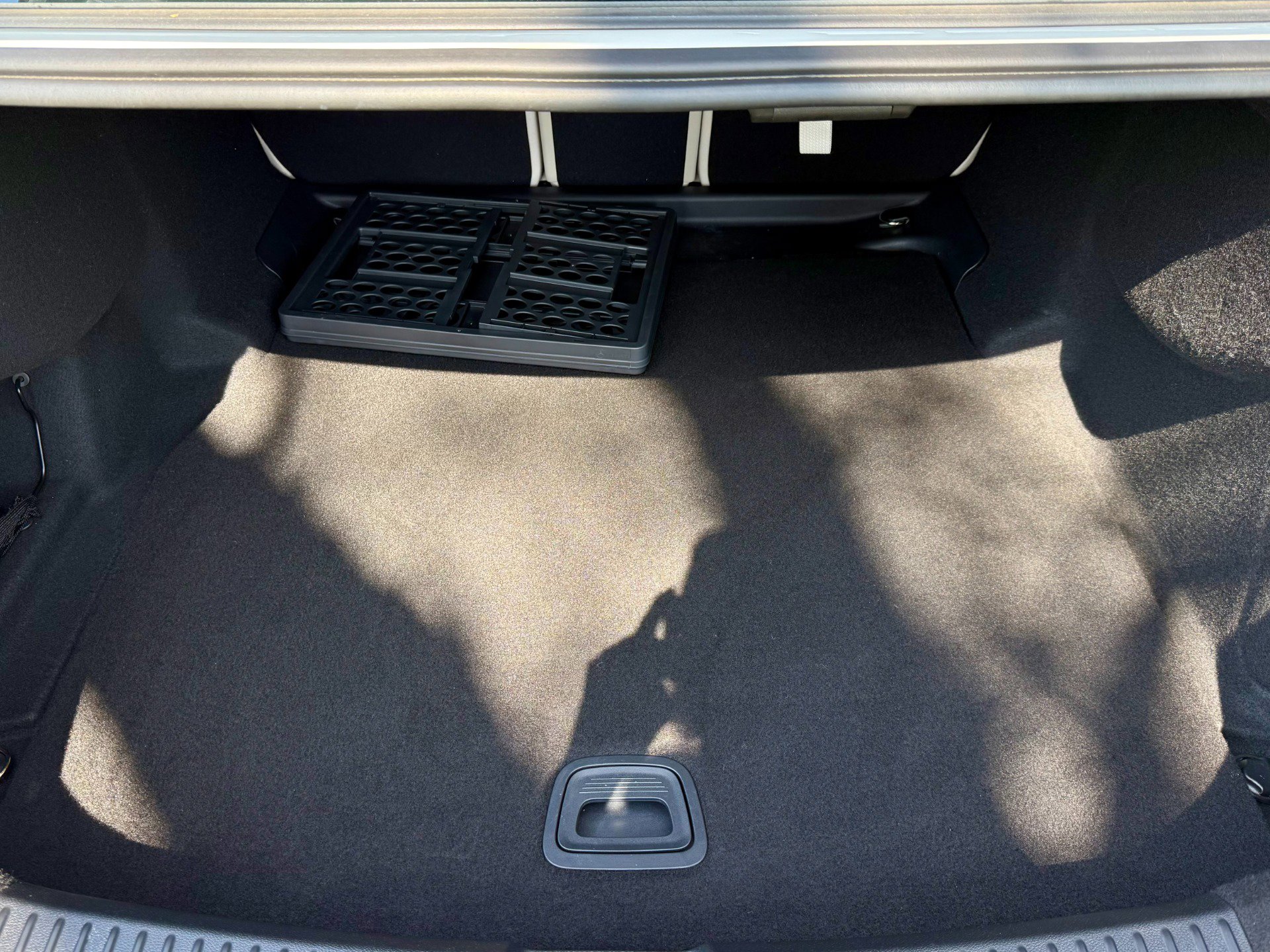 Used 2025 Mercedes-Benz E 350 Sedan image 12