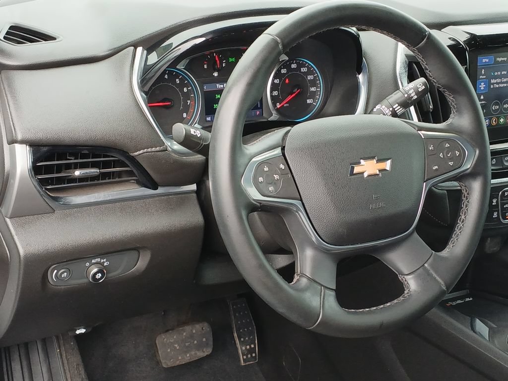 Certified 2023 Chevrolet Traverse LT FWD image 18