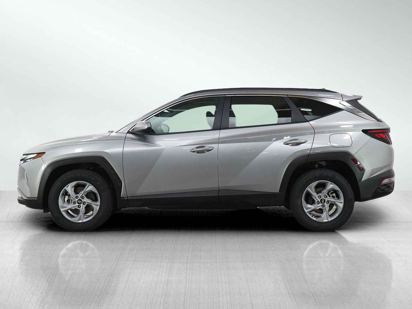 Used 2024 Hyundai Tucson SEL AWD/4WD image 2