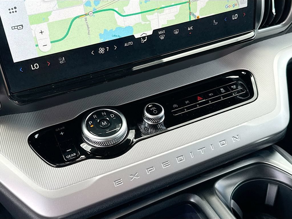 New 2026 Ford Expedition Active RWD image 21