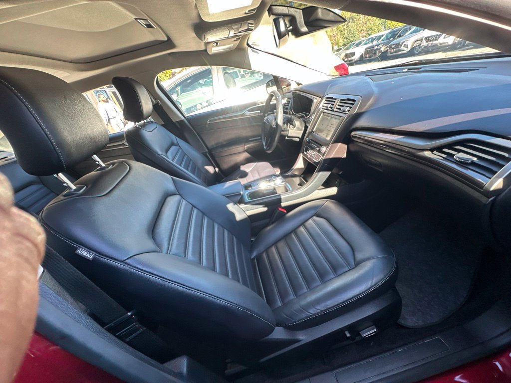 Used 2017 Ford Fusion SE w/ Fusion SE Technology Package AWD/4WD image 36