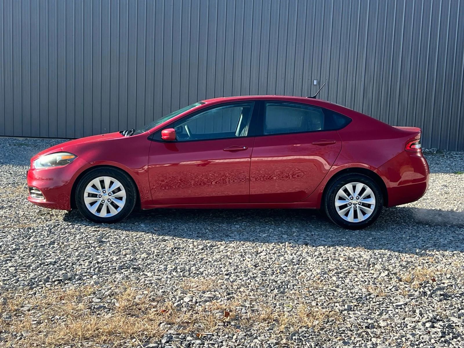 Used 2014 Dodge Dart SXT w/ Sun/Sound Group image 2