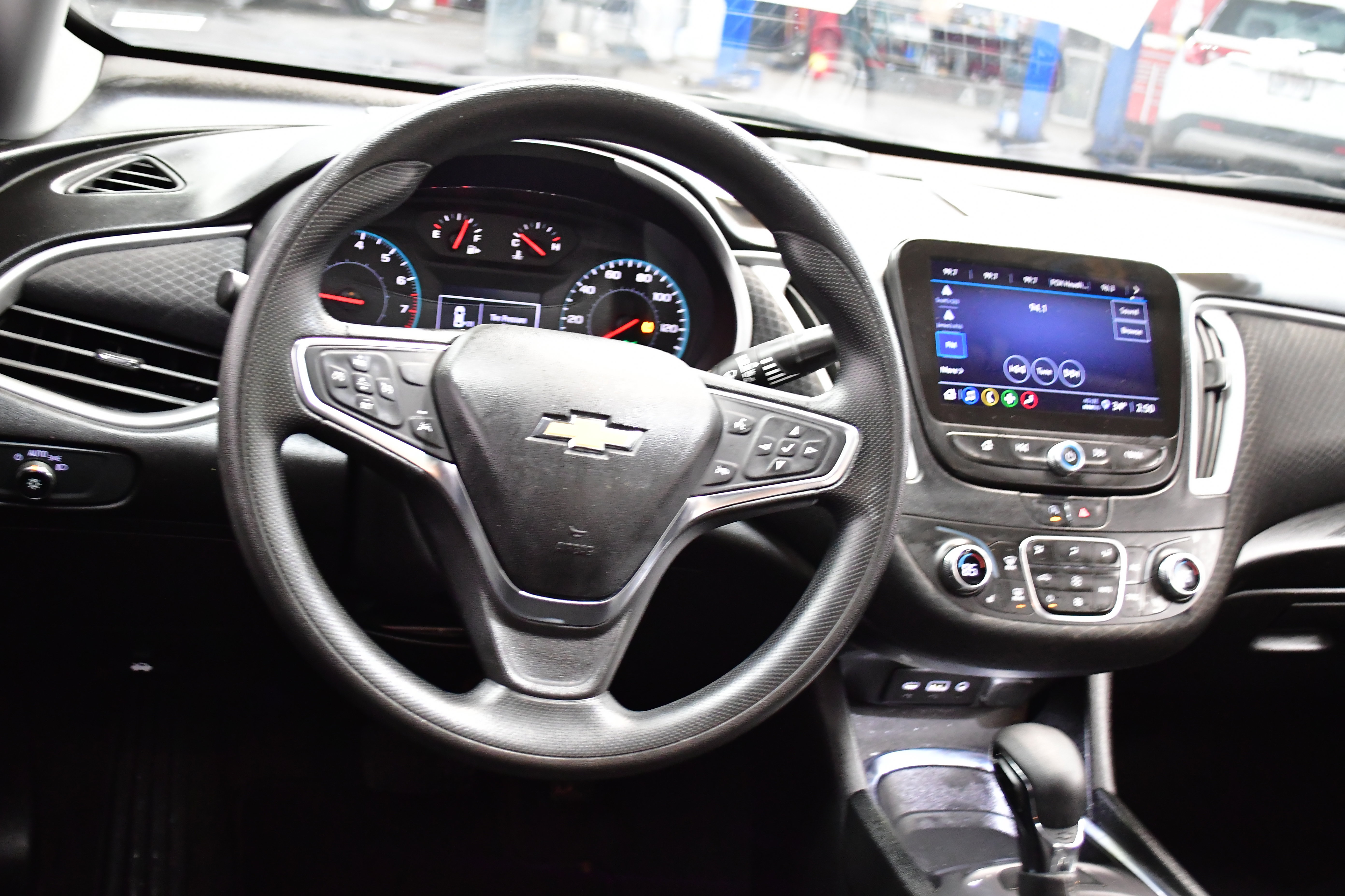 Used 2024 Chevrolet Malibu LT image 14