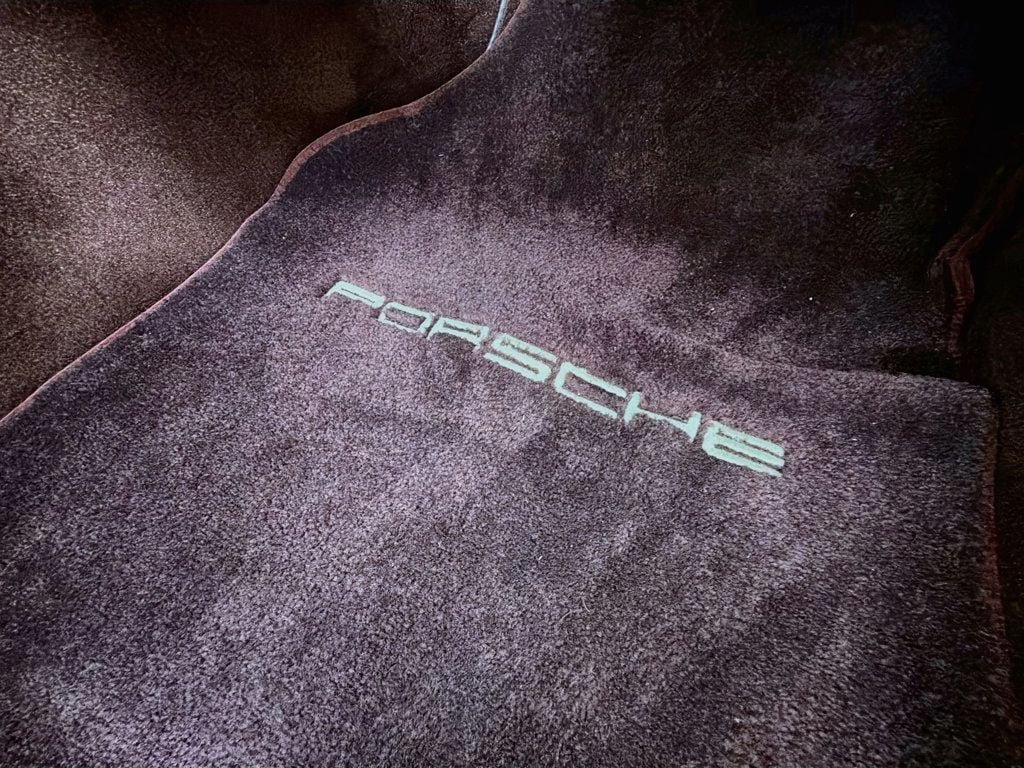 Used 1988 Porsche 944 Turbo RWD image 29