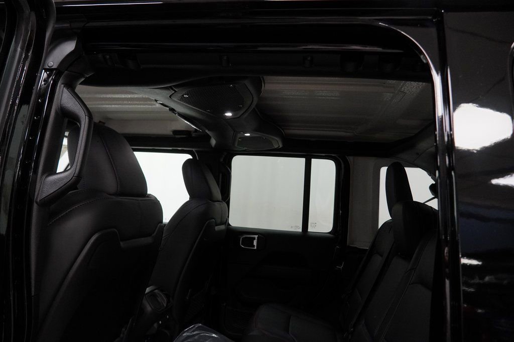 New 2026 Jeep Wrangler Unlimited Rubicon image 18