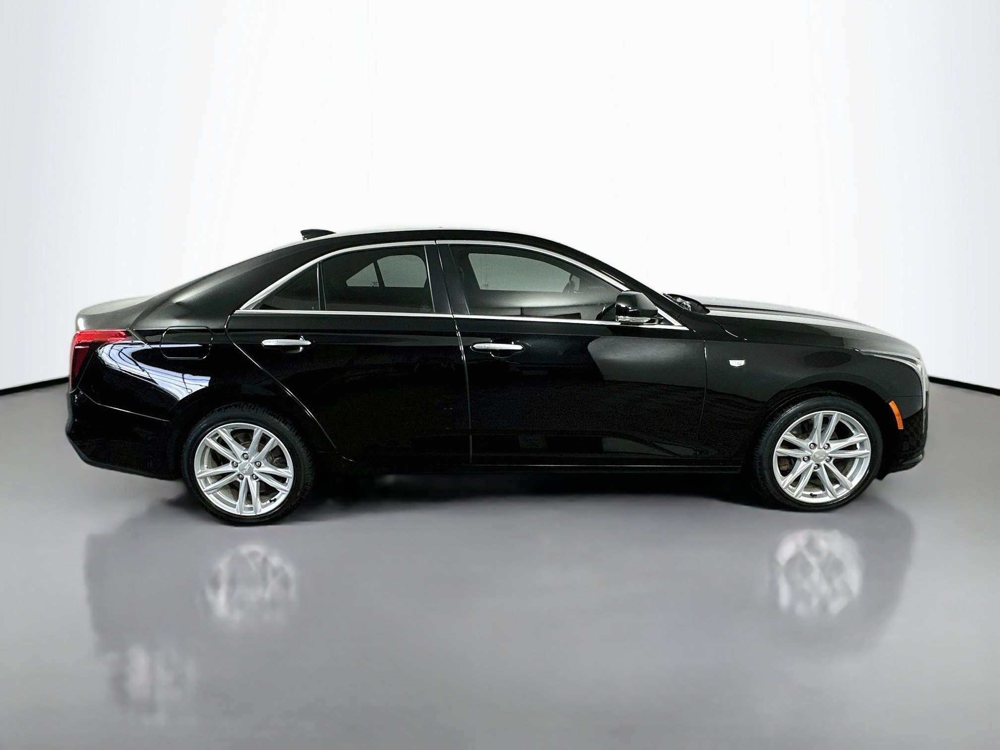 Used 2021 Cadillac CT4 Luxury w/ Sun And Sound Package AWD/4WD image 8