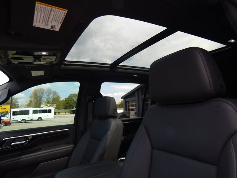 Used 2026 Chevrolet Suburban Z71 w/ Comfort Package AWD/4WD image 42