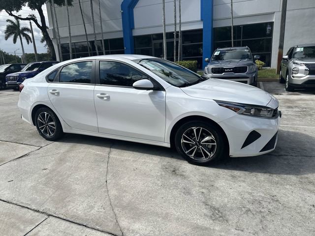 Used 2023 Kia Forte LXS FWD image 16