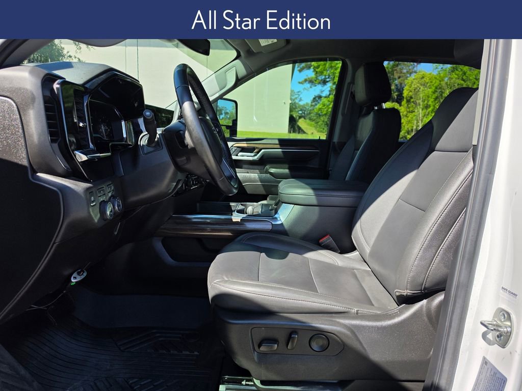 Used 2025 Chevrolet Silverado 2500 LT w/ Trail Boss Package image 7